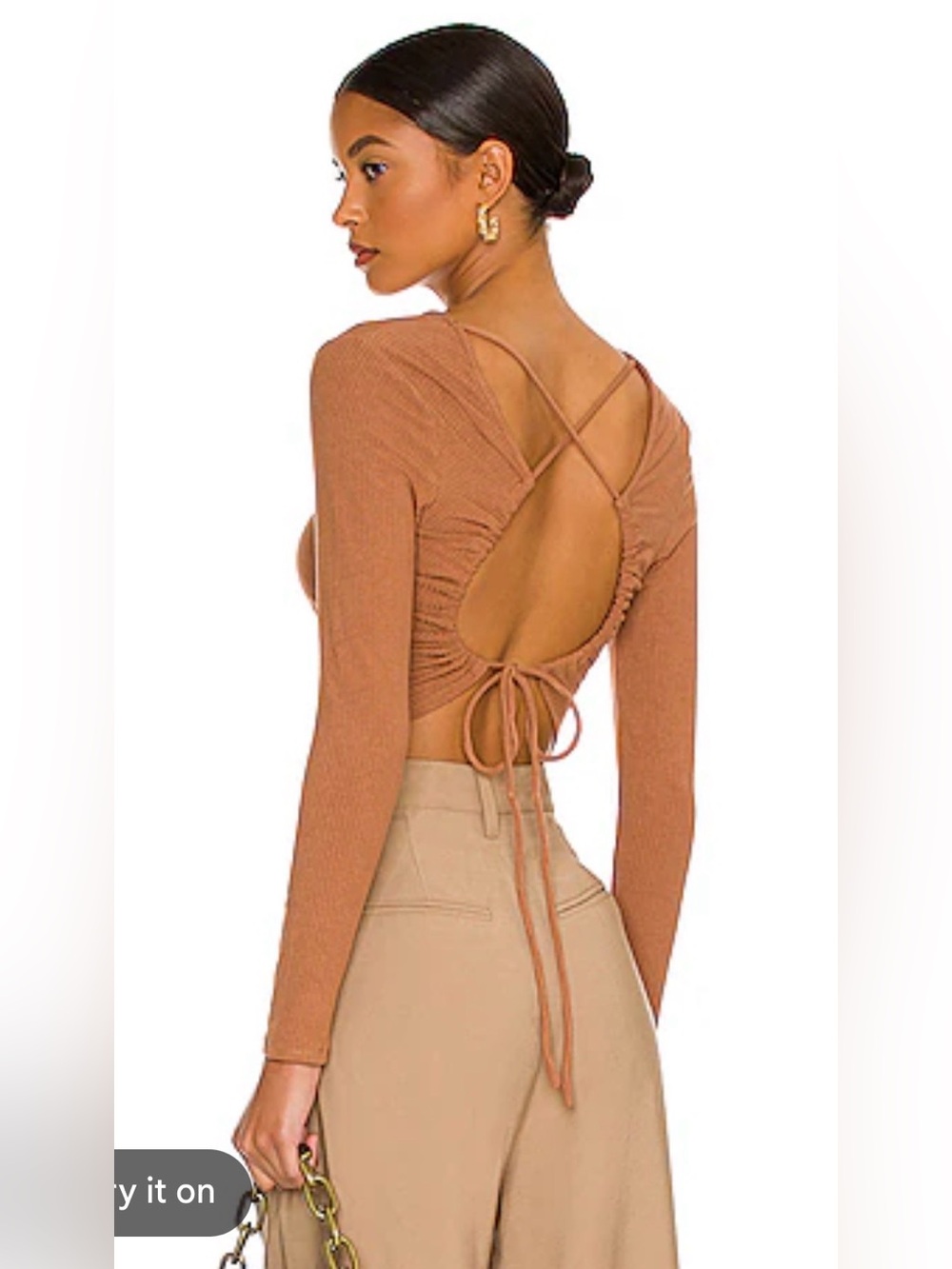 ASTR The Label Toluca Cutout Top
Size Large